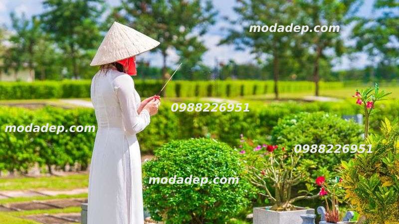 Thời gian tảo mộ: 23 tháng Chạp (ngày ông Công ông Táo lên chầu trời) đến chiều 29 hoặc 30 Tết
