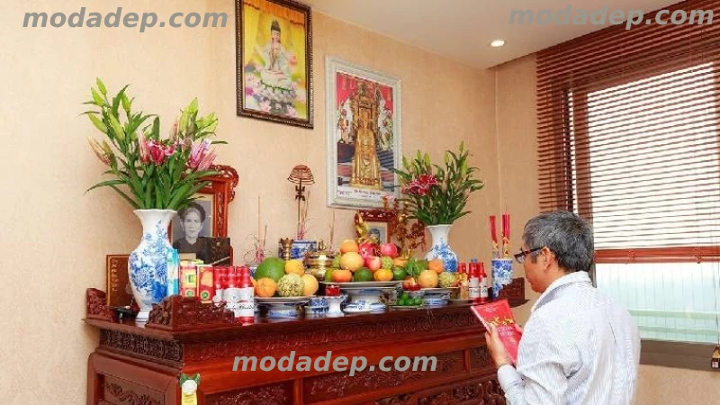 Văn khấn mùng 1 và ngày Rằm hàng tháng