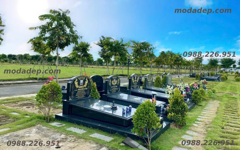 Chúng tôi tự hào cung cấp các mẫu mộ đá Granite không chỉ đẹp mắt mà còn chất lượng