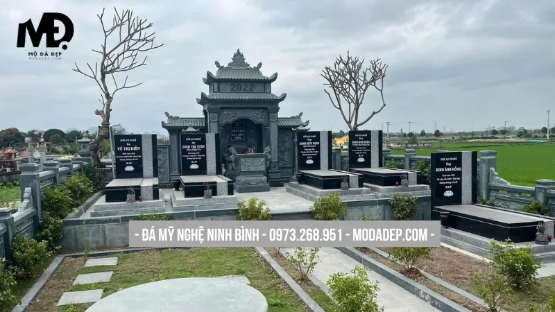 Đặc điểm của lăng mộ đá nguyên khối hiện nay