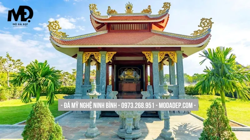 Lăng thờ đá là nơi thờ phụng tổ tiên