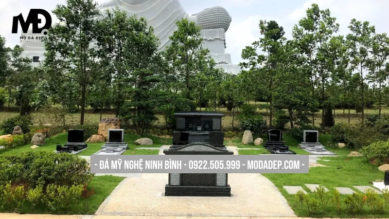 Mẫu mộ đá hoa cương nguyên khối đẹp thi công tại Ninh Bình