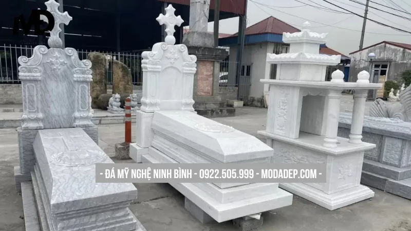 Mộ đá trắng công giáo bán Quảng Ninh