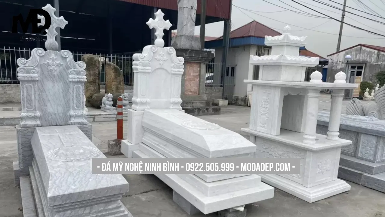 mộ đá trắng