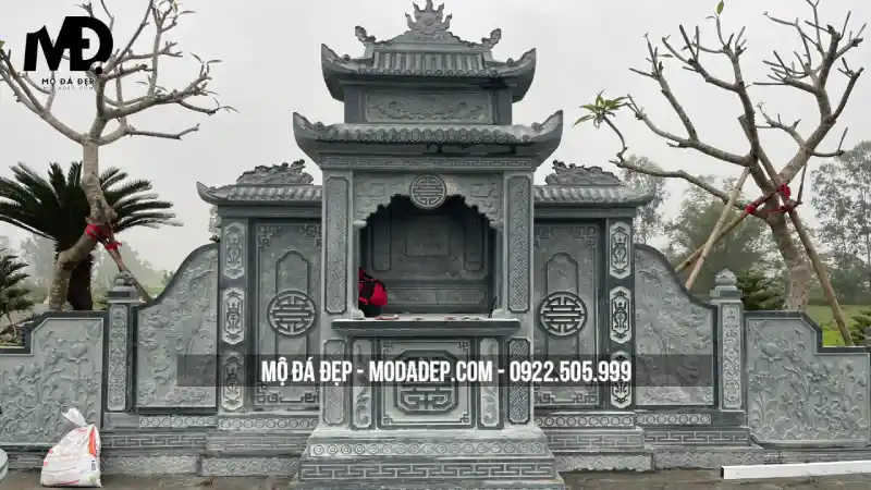 Chúng tôi sẽ tư vấn hướng đặt, kích thước và cách bố trí sao cho phù hợp phong thủy dòng họ.