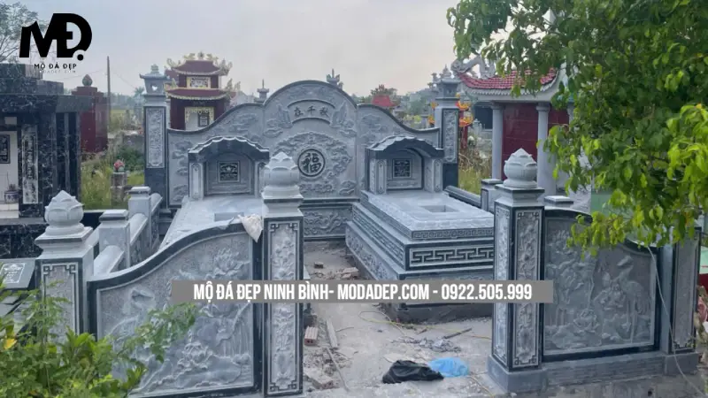 Phù hợp với gia đình nhỏ, ngân sách vừa phải nhưng vẫn đảm bảo sự trang nghiêm.