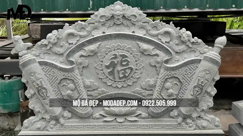 Mẫu này được nhiều gia đình có truyền thống nho học lựa chọn.