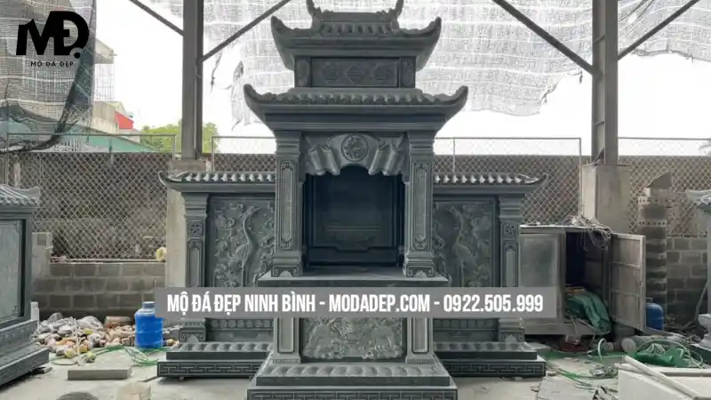 Việc lựa chọn chất liệu của lăng mộ phụ thuộc vào ngân sách, phong cách kiến trúc.